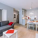 Apartman Apartmentprestige Station *