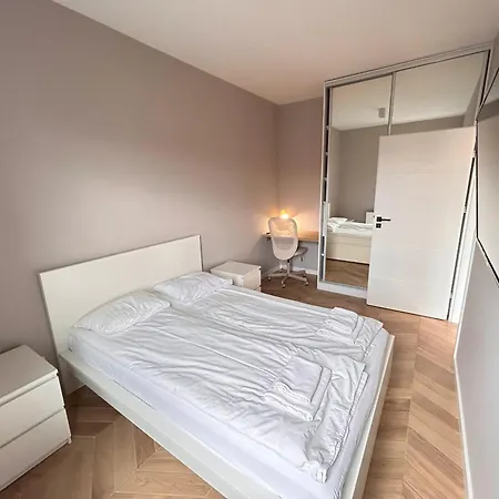 Apartmentprestige Station Διαμέρισμα Krasków